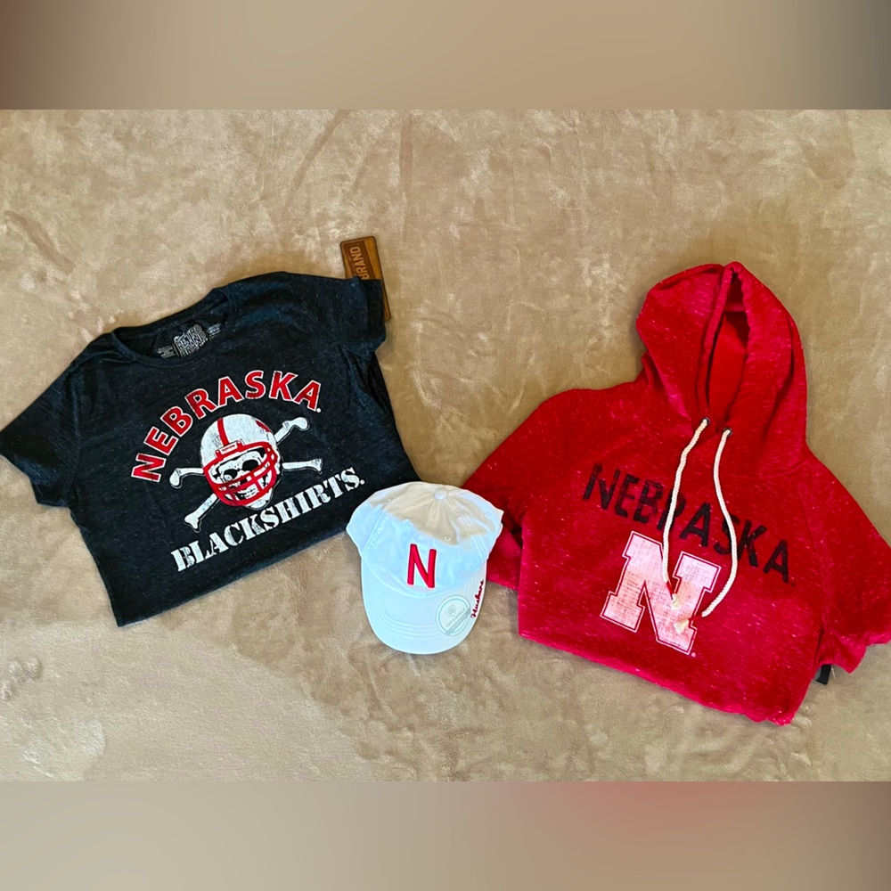 Nebraska Huskers/ Blackshirts Women Gear Bundle Size Medium❤️ ☠️ 🖤🏈